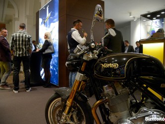 BREITLING és Norton Motor Bemutató