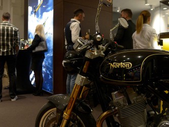 BREITLING és Norton Motor Bemutató