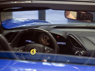 Ferrari Magyarország - Bank Center