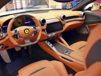 Ferrari Magyarország - Bank Center