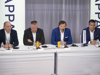 Pappas Auto évértékelő és modellbemutató
