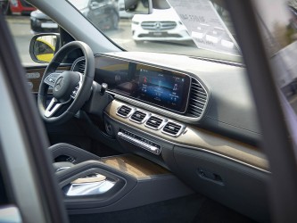 Pappas Auto évértékelő és modellbemutató