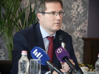 VAKVARJU_2018-07-04_003Az UNION, az NN és a Posta Biztosító közös sajtótájékoztatója