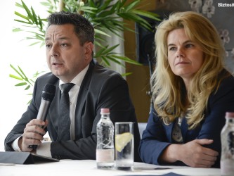 Az UNION, az NN és a Posta Biztosító közös sajtótájékoztatója