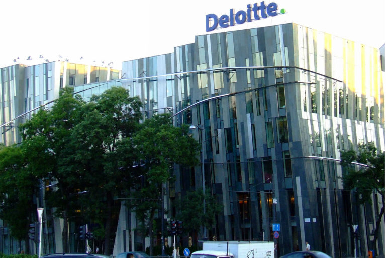 A Deloitte szerint kisebb terheket ró az ügyfelekre az etikus életbiztosítás