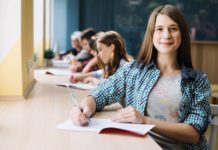 Gyerekek felügyelet nélkül: hány éves kortól hagyhatjuk otthon egyedül gyermekünket?