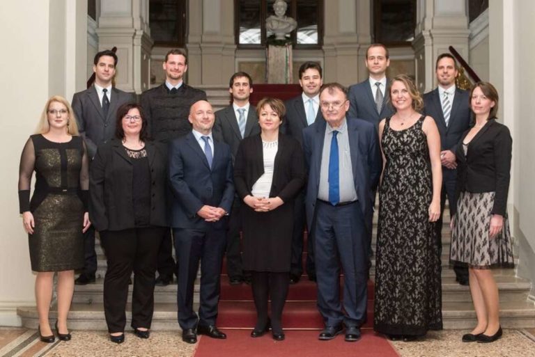 MFB: Tíz fiatal tudós kapott Junior Prima díjat