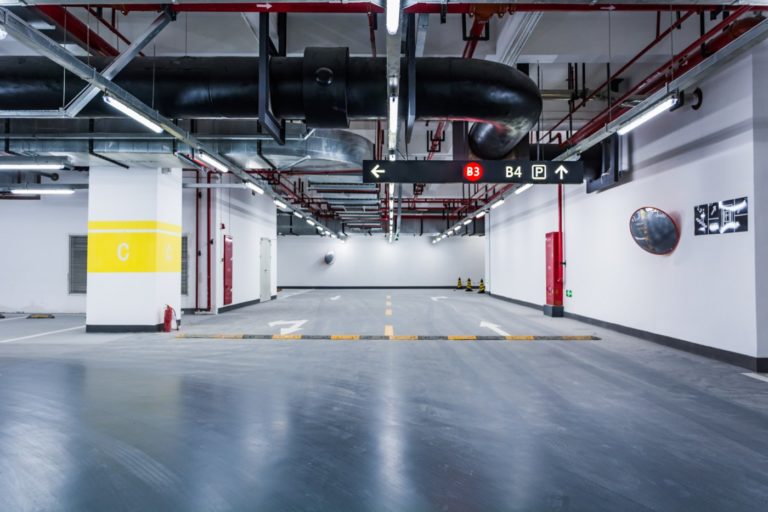 Biztonságos parkolás: Fellendült a garázsok és gépkocsibeállók piaca