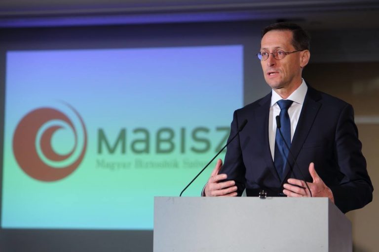 Varga Mihály: A biztosítási szektor fejlődése szorosan összefügg a gazdasági növekedéssel
