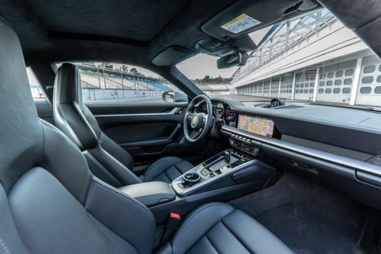 A Porsche Hungariához tartozó kereskedések 37 ezer autót adtak el az idén
