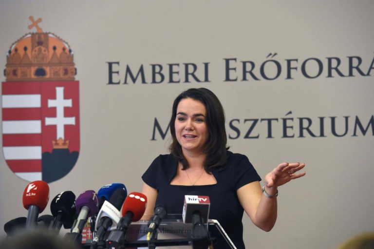 Novák Katalin: 40 milliós állami támogatást is kaphat egy fiatal pár, ha három gyermeket vállal