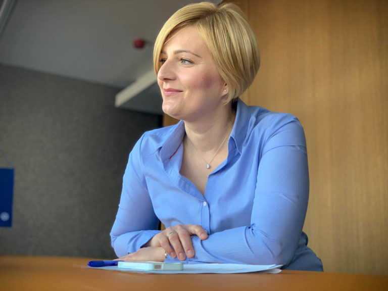 Agilis módszertan, női projektvezetés: tudd meg hogyan lett sikeres az E-kárbejelentő!