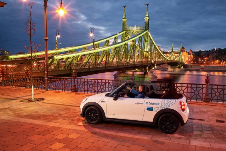 3 milliárd forint értékű flottával indít Budapesten autómegosztó szolgáltatást a BMW