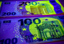 Pénzcsere: Forgalomba kerültek az új 100 és 200 eurós bankjegyek