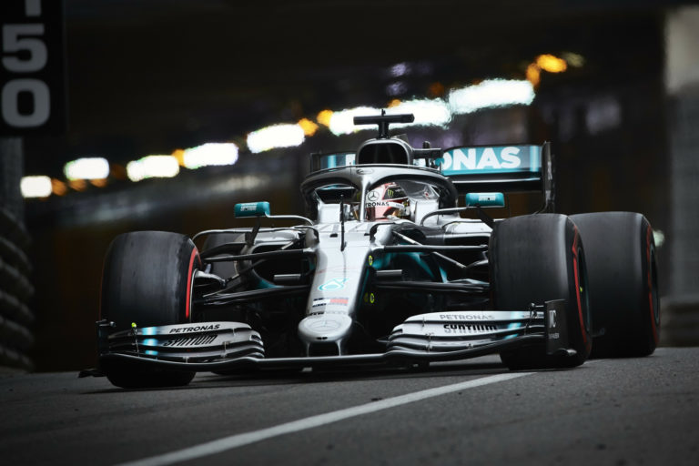 Monacói Nagydíj – Hamilton a pole pozícióban