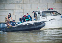 Újabb áldozatot emeltek ki a Dunából, további 15 eltűnt embert keresnek