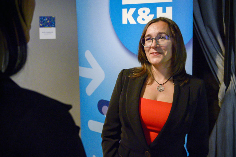 A K&H Biztosító kapta meg elsőként a kiemelkedő digitális biztosító védjegyet