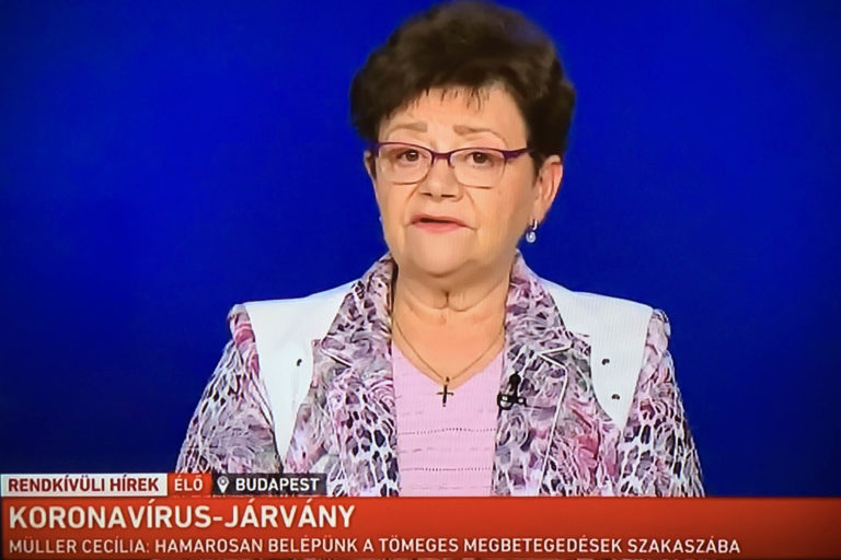 Müller Cecília: Egyre több a kórházban ápolt beteg, jelenleg 899 főt kezelnek koronavírussal