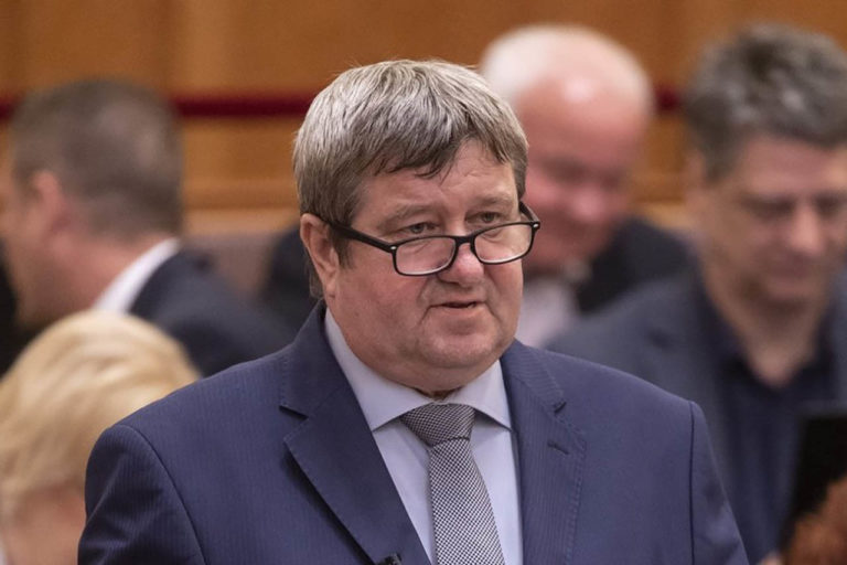 Tállai András: Még 4 napig ajánlhatóak fel az egy százalékok