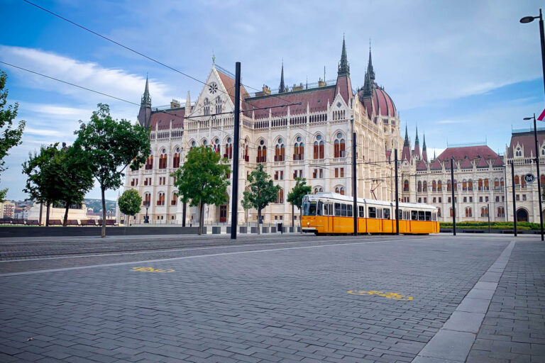 A nemzeti konzultáció egy megerősítő eszköz a kormány kezében
