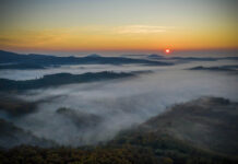 Szeles, helyenként cspadékos időjárás várható kedd éjfélig