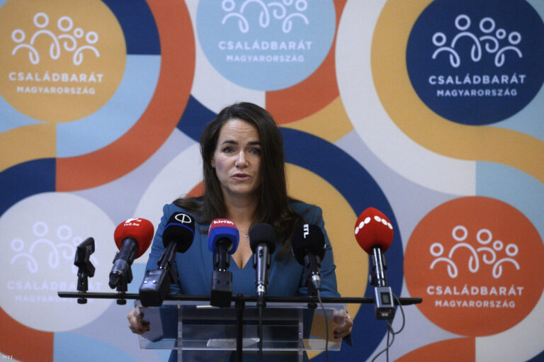 Novák Katalin: 30 napon belül elbírálják az otthonfelújítási támogatásra benyújtott kérelmeket