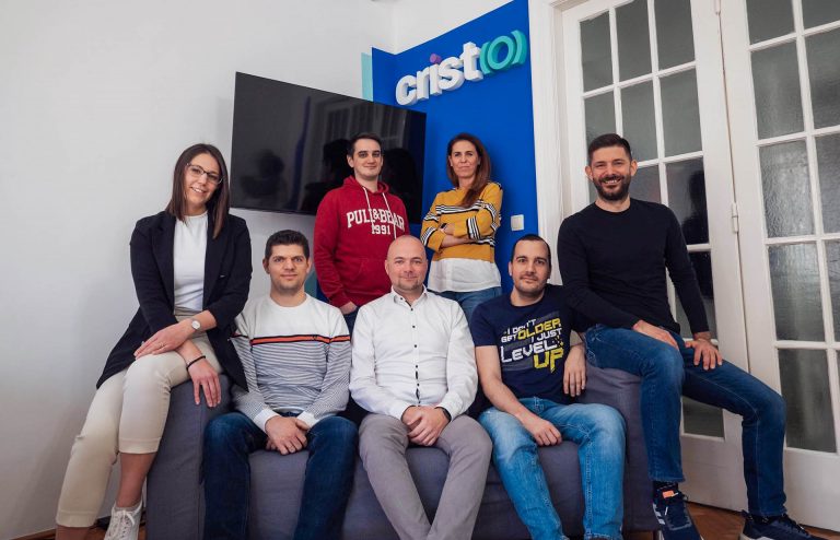 Váratlan meglepetés! Év Honlapja díjat nyert Szota Szabolcsék applikációja, a CRISTO