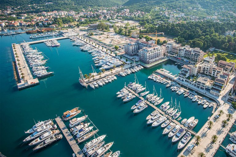 Ne temessük az utasbiztosítást: Montenegró jó nyári idegenforgalmi szezonra számít
