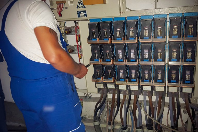 Vigyázat! Egyre több a kontár villanyszerelő,  életveszélyes is lehet az elektromos hálózat