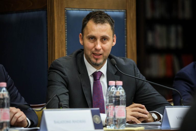 MNB: 2022-ben is folytatódik az alapkamat-emelések sorozata