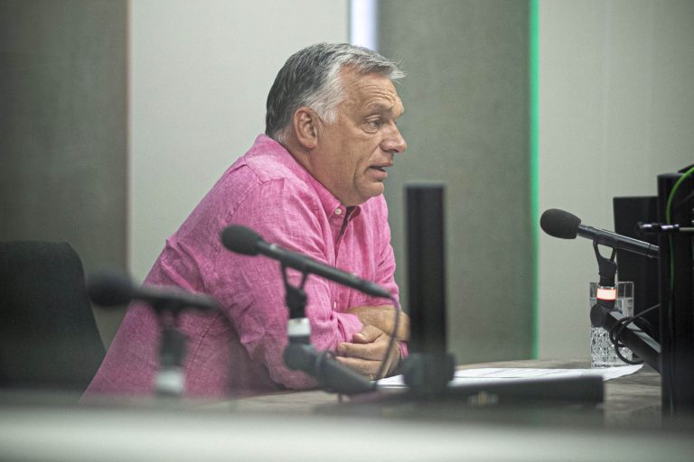 Orbán Viktor: Fegyverkereskedők, spekulánsok, csempészek – nekik aranybánya az ukrán háború