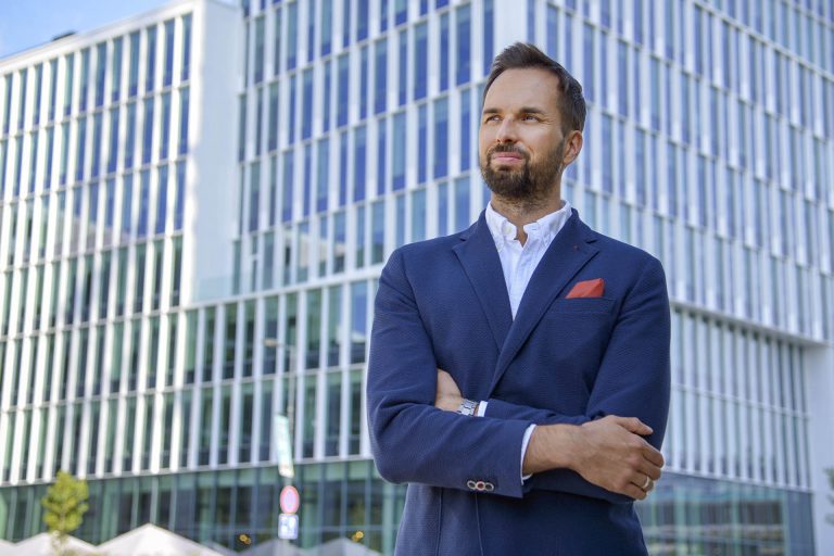 Hajgató Szilveszter – Egy éve a HUNPartner Programban