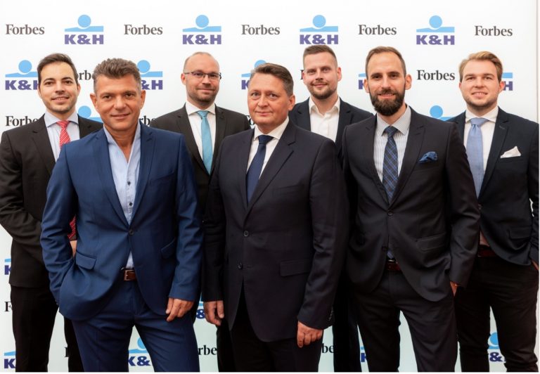 Sikeres generációváltás, innováció, stratégia – mutatjuk miben jók a családi cégek