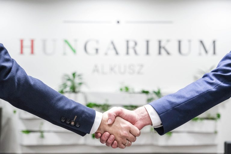 Két új partnerrel bővül a Hungarikum Alkusz Cégcsoport
