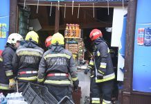 Halál a közértben: Meghalt egy ember, miután rászakadt a fejére galéria