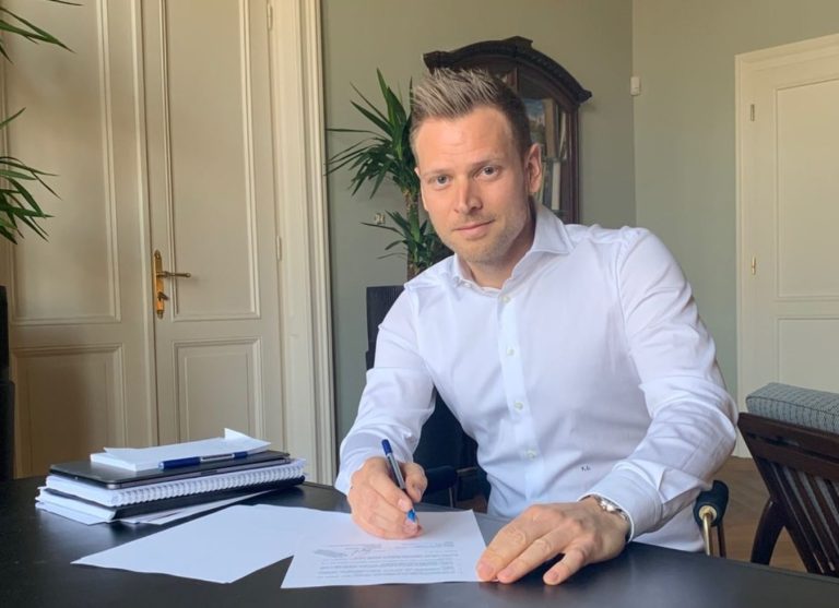 Diverzifikáció: Tiborcz István cége, a BDPST Group többségi tulajdont szerzett a Gránit Bankban