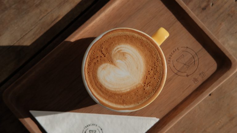 Costa Coffee: Csak minden negyedik ember változtat kávézási szokásain az ünnepek alatt