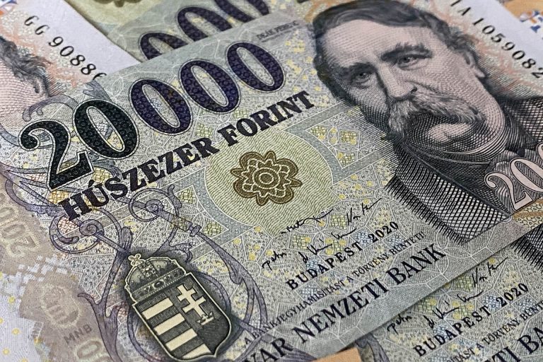 Pénz áll a házhoz! Vajon mire fordíjuk az adóvisszítérítéseket?