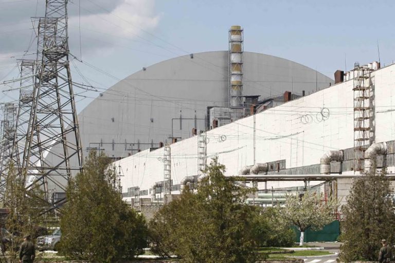 Az orosz desszantosok bevdéték csernobili atomerőművet