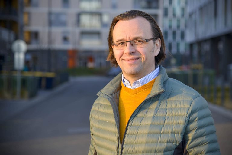 DBX: Hogyan alakulnak át a biztosító társaságok IT rendszerei?