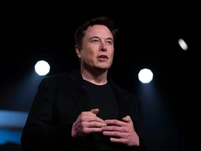 Egy lúd is disznót győz? – Elon Musk megvette a Twittert