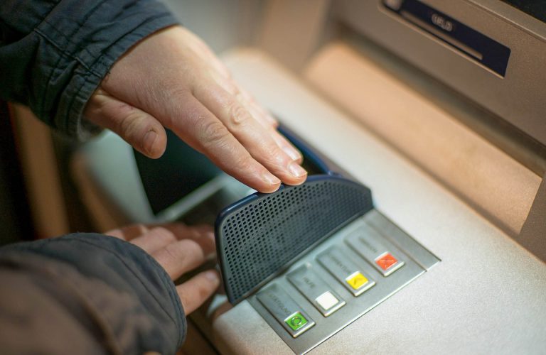OTP: Már negyedmilliónál is több terminál üzemel az országban
