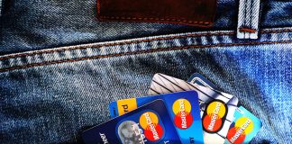 Mastercard kutatás: 2025-ben a mobilfizetés volt a pénzügyi digitalizáció fő hajtóereje