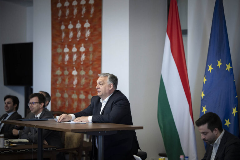 Orbán Viktor: Továbbra is kiállunk a béketárgyalások és a kárpátaljai magyarok mellett