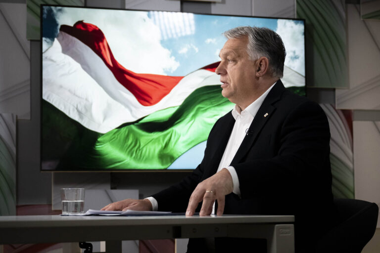 Brüsszeli strómanok: Orbán Viktor szerint a brüsszeli vezetés egy globalista elit megbízását teljesíti