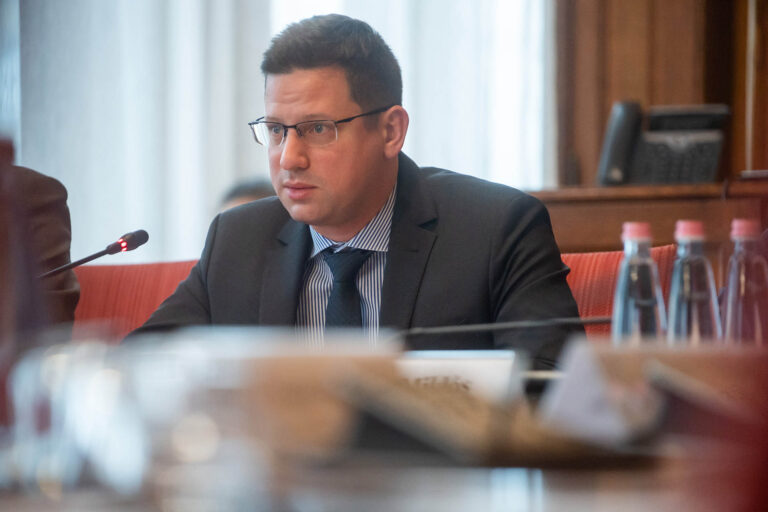 Gulyás Gergely: A Miniszterelnökséghez tartozó területek jól és stabilan működnek