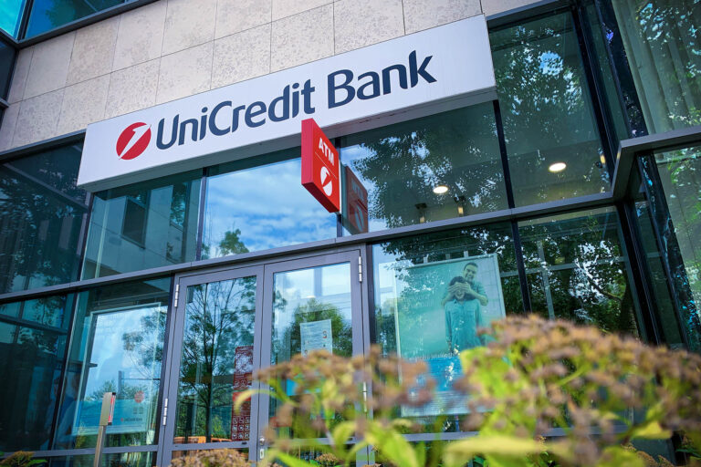 Unicredit: A biztonság nem játék, de játékosan tanulható