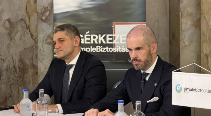 Indul a simplebiztosítás.hu, most akár autót is nyerhet!